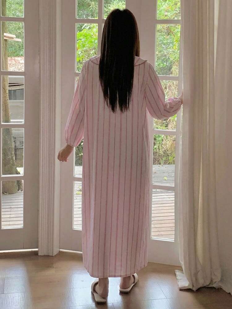 Dazy Plus Plus Size Women Casual Peter Pan Collar Striped Loose Lantern Sleeve Cartoon Dog Print Long Nightgown, Spring & Autumn Sleepwear