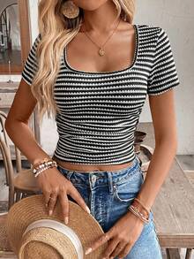 SHEIN Frenchy Camiseta básica simple de mujer con pliegues y contraste de colores a rayas - Blanco y Negro - Ver 3