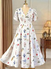 Rometta Gaun Wanita Ukuran Besar Gaya Prancis Vintage Leher V Motif Bunga Kecil Lengan Pendek - MultiWarna - View 5
