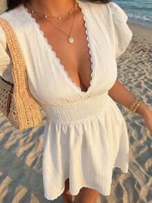Sunnyshic 女士白色夏季短袖深V领性感高弹收腰撞色蕾丝设计优雅甜美浪漫沙滩度假迷你连衣裙 - 白色 - 查看 1