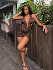 Tyla Gomez 女式 Y2K 纯色垂坠领亮片上衣和性感紧身迷你裙两件套 - 棕色 - 查看 1