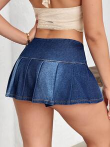 Flexra Women's Chicken Eye Buckle Design Pleated Fashion Denim Skorts - Blue - View 3