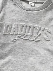 SHEIN Playful Pals 2pcs/Set Baby Girls Casual All-Match Classic Cute Minimalist Short Sleeve "Daddy's Girl" T-Shirt & Shorts Set, Suitable For Spring/Summer - Grey - View 8