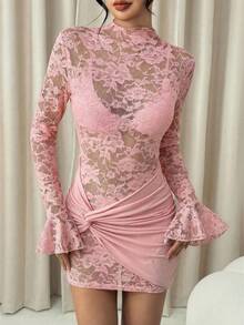 SHEIN PETITE 酒红色性感透视蕾丝迷你连衣裙，适合日常约会、夜间外出、夜店、派对、聚会、鸡尾酒会、泳池派对以及秋冬季穿着。 - 粉色 - 查看 4