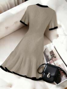 Ellegaria. Mẫu đầm len nữ thanh lịch ôm sát, gợi cảm, mới về mùa xuân/thu với thiết kế tinh tế. - Lạc đà - Xem 2