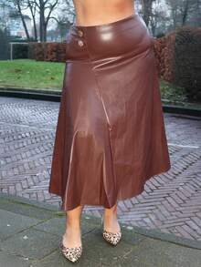 MelDlgn Plus Size Elegant PU Leather A-Line Skirt, Slimming And Commuter-Friendly - Coffee Brown - View 3