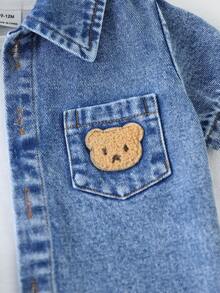 SHEIN Playful Pals 2件/套 嬰幼兒男童夏季藍色丹寧套裝 時尚翻領開襟上衣 & 短褲 寬鬆休閒穿搭 親子款男童服飾 - 藍色 - 查看 3