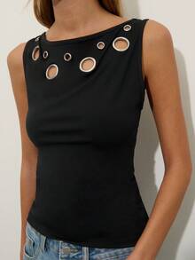 Nöista Sleeveless Black Top With Boat Neckline And Big Silver Eyelets On It, Slim Fit And Regular Length. Summer Outfit, Beach, Casual Look, Easter, Pring, Holiday, Vacay, Vactions Look. - Black - View 3
