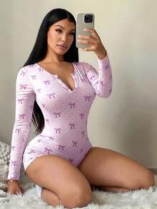 SHEIN SXY 女士性感休闲粉色波点蝴蝶结印花弹力连体裤，舒适针织短裤，家居服女士连体衣粉色蝴蝶结连体衣 - 紫色 - 查看 1