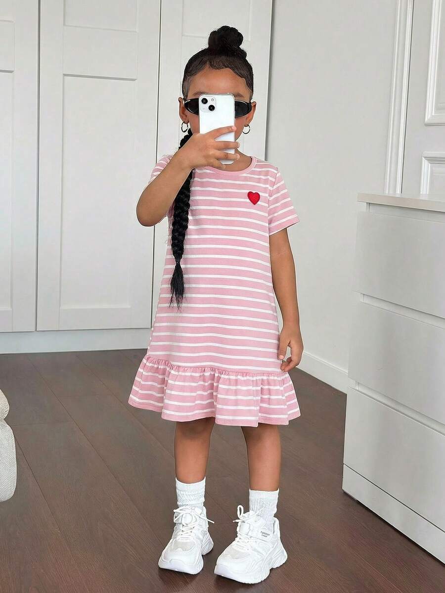 SHEIN Gaun Rajut Leher Bulat Motif Hati Bergaris untuk Anak Perempuan, Anak-anak - Baby Pink - View 1