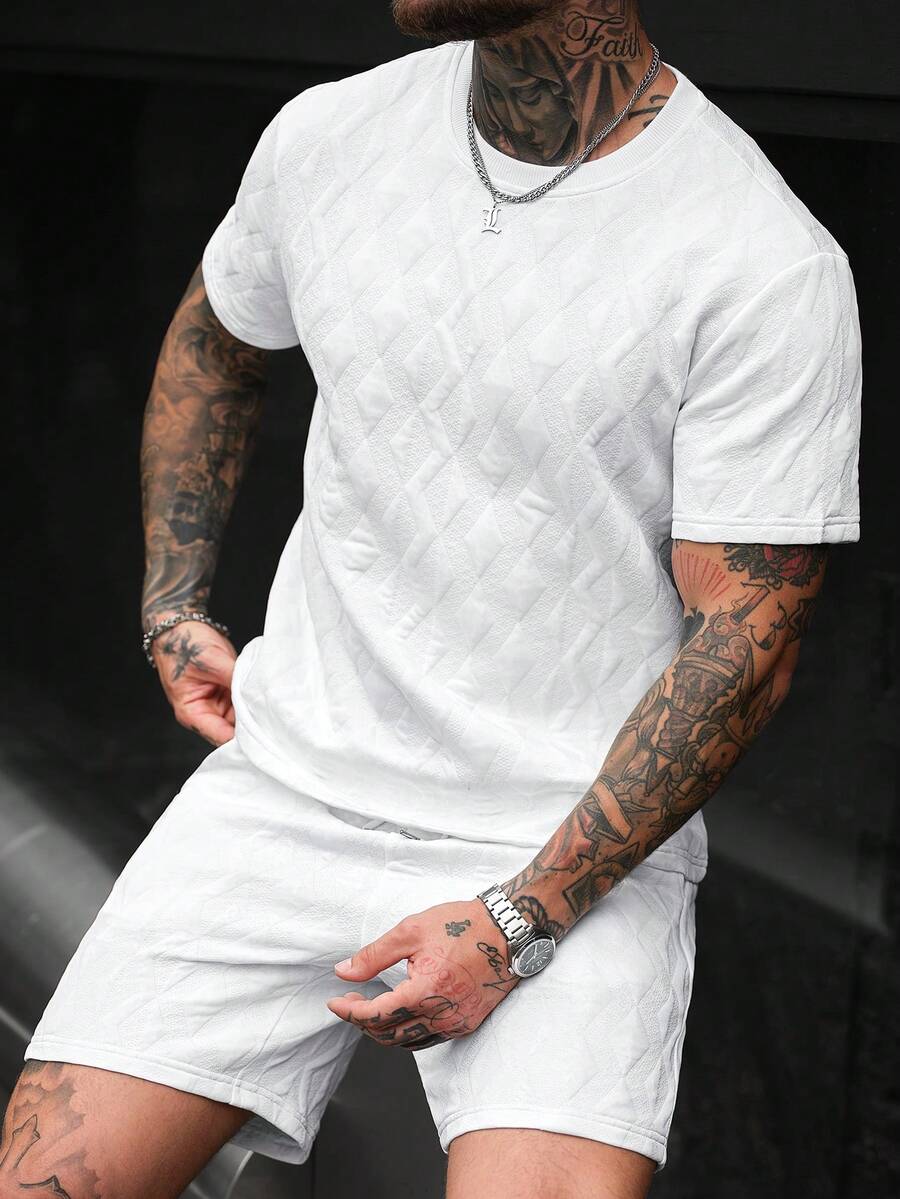 SLATEMANN 男士T恤套装（2件装），提花设计，独特新颖的设计元素，整体风格休闲前卫，适合休闲现代时尚穿搭，时尚前卫，日常休闲、通勤休闲、节日礼物、送给男友的礼物，适合年轻成熟人士的休闲通勤、返校季和假期穿着。 - 白色 - 查看 1