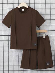 SHEIN Mirajuku 男童基础款纯色解构短袖T恤和短裤套装，适合休闲和运动穿着 - 棕色 - 查看 3