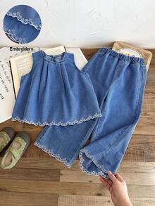 SHEIN LMoss Kids 2件套少女镂空刺绣花卉图案蓝色牛仔宽松背心和裤子套装 - 中等水洗藍 - 查看 2