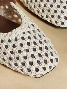 Rosivie 时尚精致网眼镂空平底女鞋，时尚舒适，法式方头优雅平底鞋 - 米白1 - 查看 4