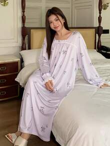 Dazy Plus Chemise de nuit ample à col carré et manches longues avec imprimé floral délicat pour femmes grandes tailles, pyjama élégant pour le printemps/l'automne - Rose saumon - Voir 4