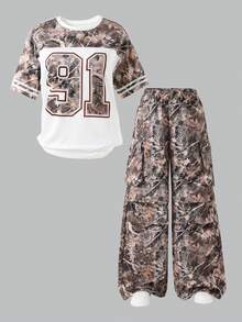 SHEIN 两件套休闲街头风数字印花T恤+工装裤，舒适贴身，活动自如，时尚街头元素，适合上学、通勤、周末郊游、春季日常穿着。 - 彩色 - 查看 2