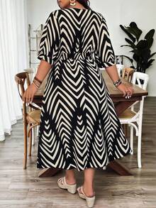 SHEIN CURVE+ Plus Size Women Elegant Casual Vacation Floral Print Dress, Spring/Summer - Multicolor - View 4