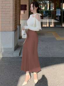 DAZY Women's Fitted Solid Color Satin Skirt, Spring/Summer - Redwood - View 2