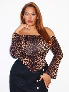 MelDlgn Camiseta asimétrica de mujer con hombros descubiertos y estampado de leopardo para tallas grandes - Multicolor - Ver 4