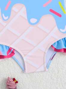 SHEIN GraphicGems Mädchen Badeanzug mit Eistüten Muster, Baby Mädchen Sommer neuer hautfreundlicher schnelltrocknender Badeanzug, Schleifendekor an den Schultern, Rüschenbesatz am Saum, volle Abdeckung, Hüftschutz, blendfreie Stil, Baby Mädchen Strandurlaub, Strand, Schwimmbad, Wasserpark, modisches Outfit, Baby Mädchen's lustiger und süßer Stil Essentiell - Verschiedenfarbig - Übersicht 4