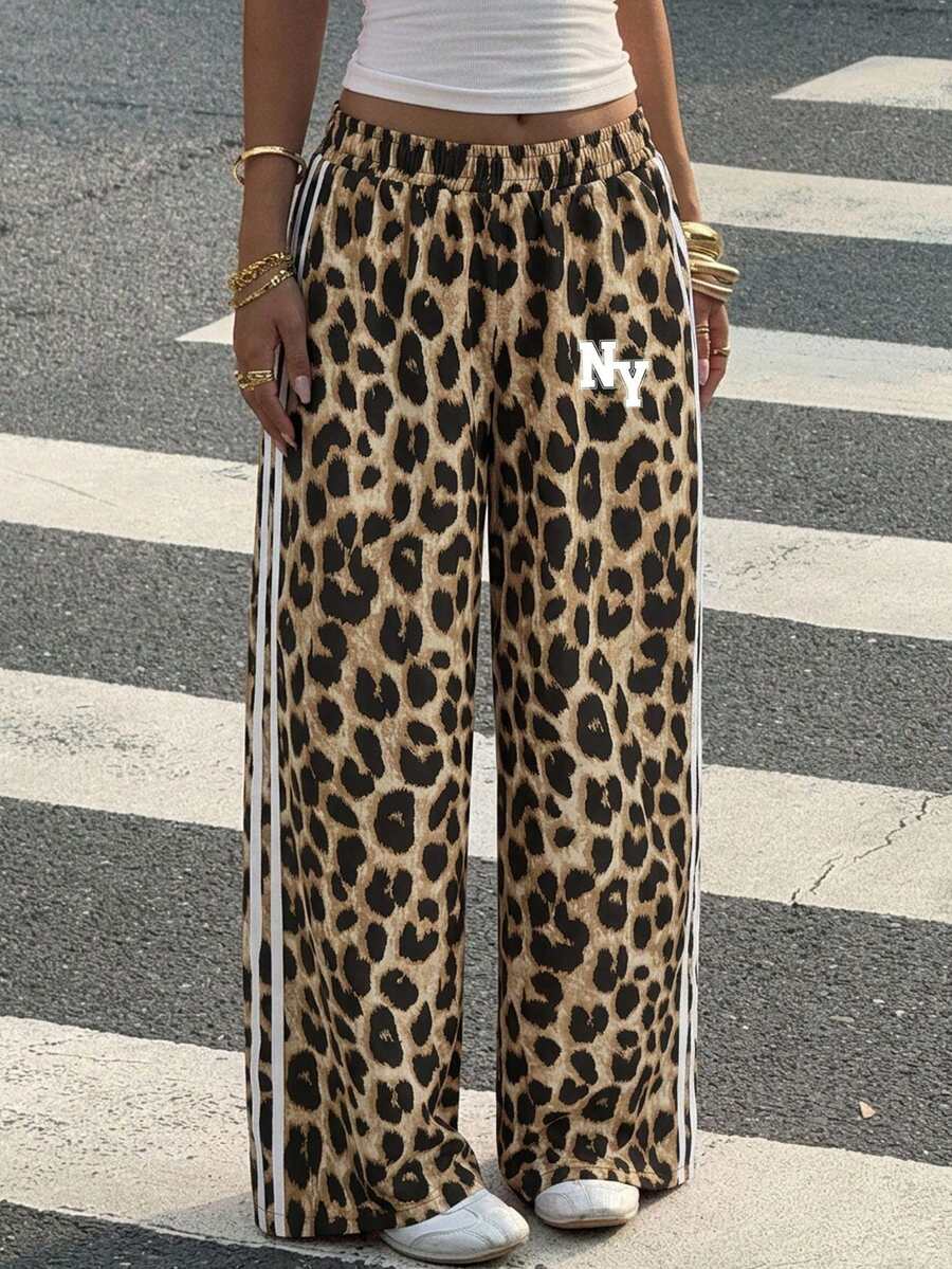 Muchica Quần thể thao nữ phong cách tối giản, họa tiết da báo, in khẩu hiệu NY, viền tương phản, thích hợp cho các hoạt động thể thao, thi đấu, lễ hội âm nhạc, kỳ nghỉ, phong cách đường phố, mùa tốt nghiệp. - Nhiều màu - Xem 1