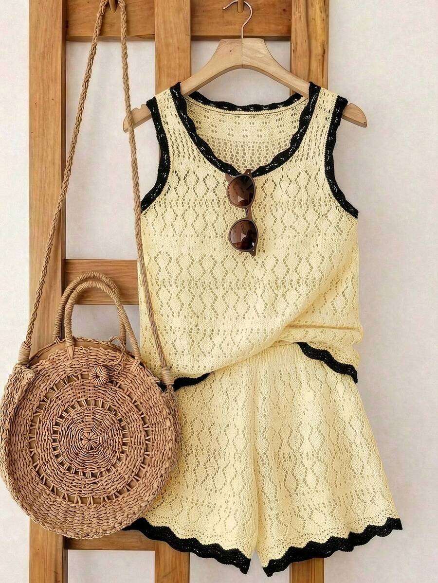 SHEIN Franclia 新款简约夏日度假风优雅镂空波浪领性感吊带背心修身显瘦沙滩度假撞色无袖针织女式毛衣两件套 - 淡黃色 - 查看 1