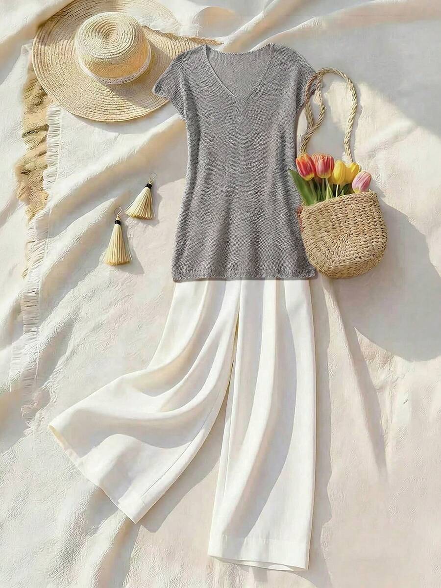 Ritzy Row 女士灰色V领无袖针织上衣，时尚简约百搭度假装 - 灰色 - 查看 1