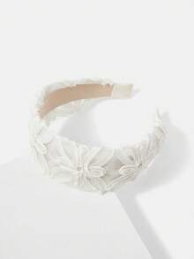 MOTF PREMIUM LACE WIDE-BRIMMED HEADBAND - Beige - View 3