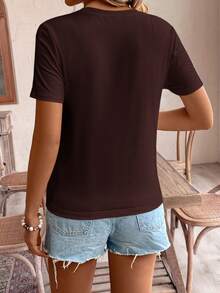 SHEIN Frenchy 女士刺绣爱心印花休闲日常短袖T恤，夏季T恤，女士纯棉茶会装扮刺绣上衣T恤夏季上衣 - 棕色 - 查看 4