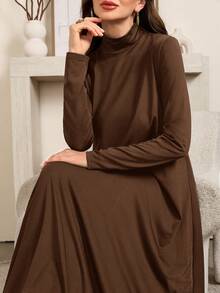 Al Najma 女士保守黑白高领针织长袖打底衫及阿巴雅长袍套装，端庄休闲T恤阿拉伯连衣裙，阿巴雅内衬连衣裙，必备基础款长裙 - 彩色 - 查看 8