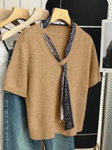 SHEIN Franclia Áo kiểu vintage mới, dáng rộng, cổ chữ V, tay ngắn, thiết kế xếp lớp, phù hợp cho công sở và đi làm, kiểu dáng tối giản Hàn Quốc, thắt nơ bất đối xứng, chất liệu dệt kim màu trung tính, thích hợp cho công việc. - Lạc đà - Xem 3