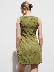 Aveloria Modichic Robe à franges brodée sans manches, encolure avec trou de serrure, silhouette en A, tissu de velours doux, broderie florale, convient pour les sorties, le port décontracté, le printemps/été, populaire en Europe et en Amérique, fraîche et littéraire, polyvalente, confortable, légère. Robes d'été pour femmes, robes de printemps pour femmes, tenues d'été pour femmes, vêtements extérieurs pour robe sans manches, blouse pour femmes, décontracté moderne - Vert - Voir 2