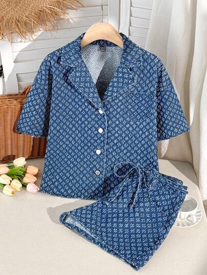 Comfortcana Conjunto de camisa vaquera de manga corta con cuello de solapa y abotonadura sencilla, y shorts vaqueros para mujer