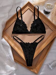 SHEIN 2pcs Sexy Lace Patchwork Front Closure Lingerie Set For Women - Black - View 4