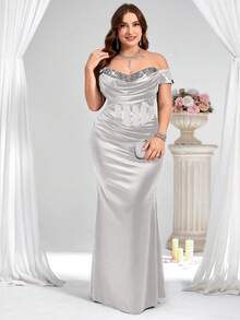 Coutiva Đầm dạ hội trang trọng, thanh lịch dành cho nữ cỡ lớn, đính sequin và phối nhiều mảnh, kiểu trễ vai, xếp ly, vạt đuôi cá. - Màu Xám nhạt - Xem 1