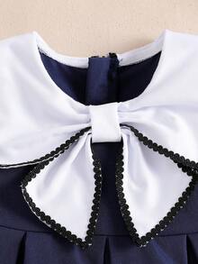 Souflis Souflis 女嬰蝴蝶結裝飾深藍領 A 字洋裝 深藍色與白色 夏季優雅返校 3D 蝴蝶結裝飾 可愛百搭派對穿搭 - 藏蓝色 - 查看 4
