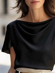 Ellegaria. 女士优雅黑色衬衫，适合春夏外出穿着 - 黑色 - 查看 3