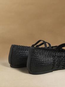 Rosivie Women's Handwoven Square Toe Casual Comfortable Flat Loafers - Black - View 5