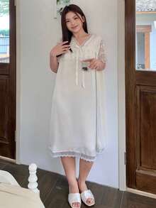 Dazy Plus 大尺碼女款對比蕾絲短袖蝴蝶結裝飾優雅睡裙 夏季睡衣 - 杏色 - 查看 5