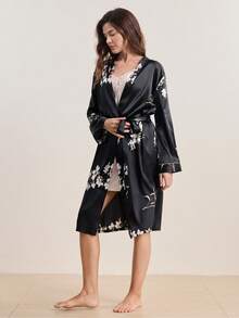 SHEIN 印花缎面腰带睡袍，奢华家居服，舒适优雅细节，秋冬佳选。 - 黑色 - 查看 6