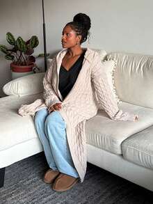 Tyla Gomez Áo khoác cardigan dài hở vai hở phía trước, áo cardigan dệt kim cáp thả vai có mũ rộng rãi màu mơ đơn giản cho nữ, trang phục thường ngày, áo dài tay - Màu be - Xem 3