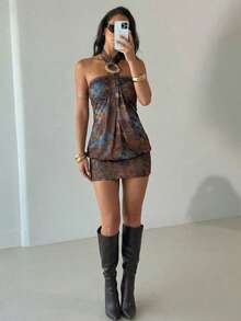 Aloruh 女士Y2K前卫性感紧身露背金属纽扣装饰迷你紧身夜店连衣裙，黑色 - 彩色 - 查看 4