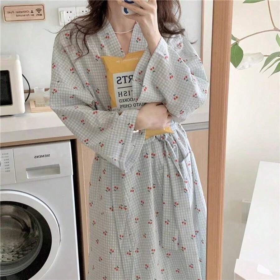 一件式浴袍 晨袍 女士欧美简约长袖睡袍 春秋新款甜美可爱小码加大码浴袍 全长浅蓝色樱桃小格纹长袖薄款纯色睡衣家居服 - 藍格櫻桃 - 查看 1