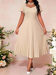 SHEIN Lady 大码女士优雅纯色甜心领荷叶袖褶裥下摆收腰连衣裙 - 米色 - 查看 5