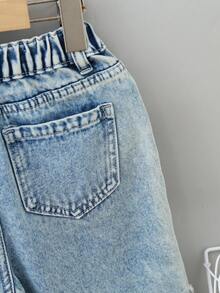 SHEIN Explorewe Young Boy Summer New Retro Vintage Blue Elastic Waist Casual Patchwork Washed Denim Straight Shorts, Suitable For Daily Outings, Outdoor Activities, Travel, Family Events, Parties, Etc. - Medium Wash - View 6