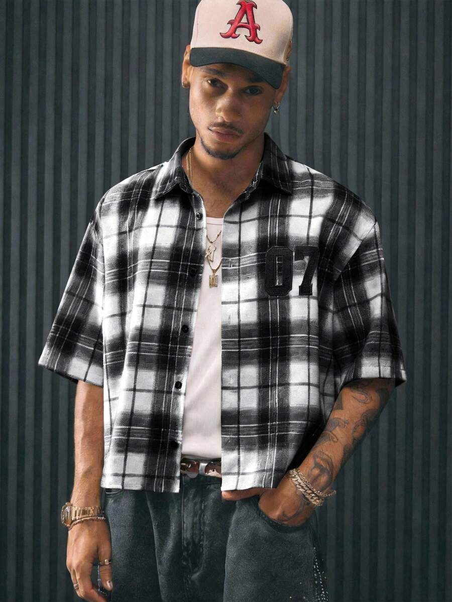 AXEPEAK Men's Short Sleeve Plaid Front Button Casual Versatile Shirt, Summer - Black and White - View 1