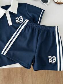 SHEIN Streecool Kids 2件套男童数字印花休闲Polo衫+数字印花织带装饰休闲短裤套装 - 寶藍色 - 查看 1
