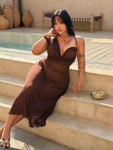 Rustia Plus Size Women Solid Color Halter Backless Cross Elegant Waist Gathering Party Dress - Coffee Brown - View 3