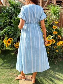SHEIN 孕妇V领荷叶边系带条纹宽松夏季连衣裙 - 藍色 - 查看 2