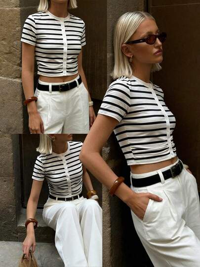 Pariaura Áo croptop nữ tay ngắn, màu đen trắng sọc, chất liệu co giãn mềm mại, cài cúc phía trước, xếp ly bên hông, cổ tròn, ôm sát, kiểu dáng cổ điển mùa hè, đi nghỉ mát, phong cách đường phố, mặc hàng ngày.